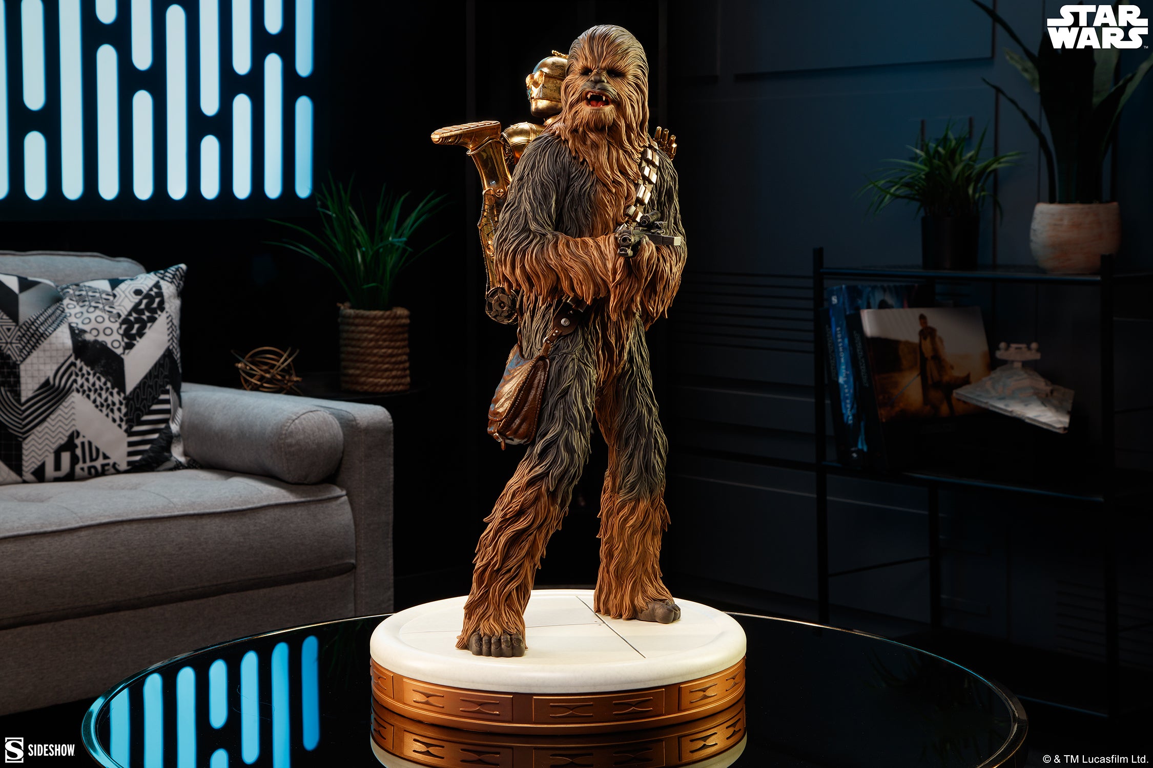Star Wars - Chewbacca & C-3PO Premium Format Figure | Sideshow