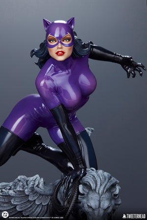 Catwoman 1:4 Scale Maquette (Purple Edition) by Tweeterhead