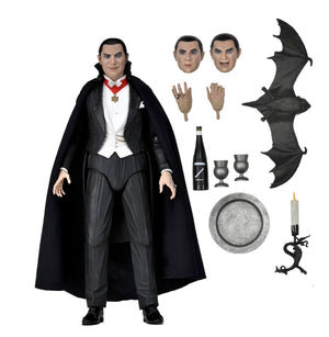 Dracula (Colour) – Universal Monsters Ultimate Dracula (Transylvania) Action Figure