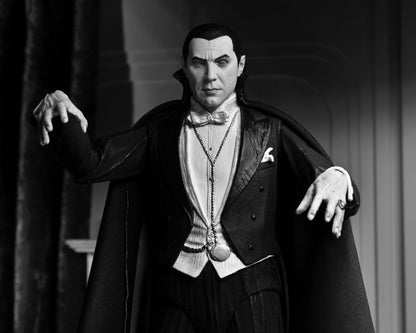 Universal Monsters – Ultimate Dracula (Carfax Abbey) Black & White Action Figure