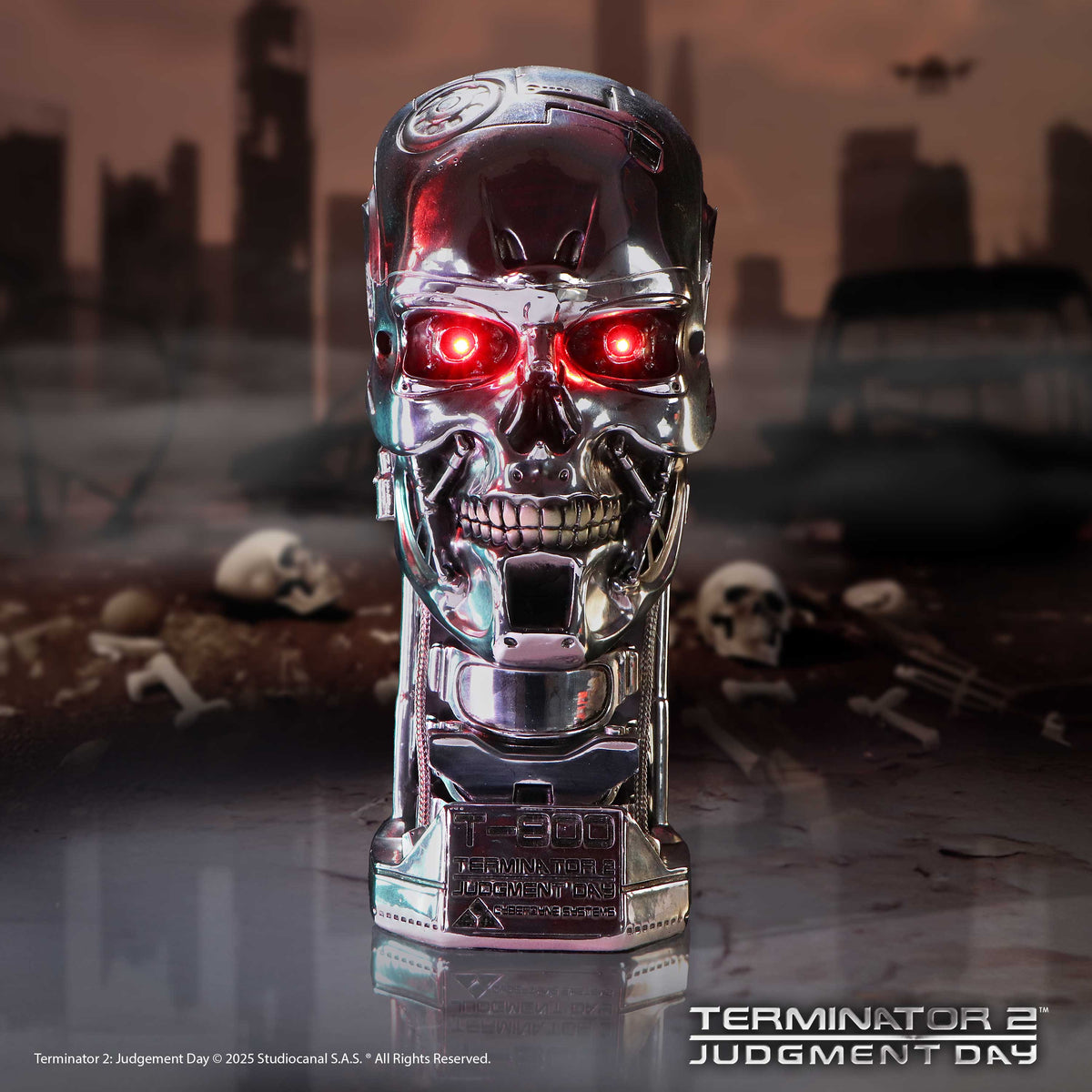 Terminator - T-800 Terminator Light Up Figurine