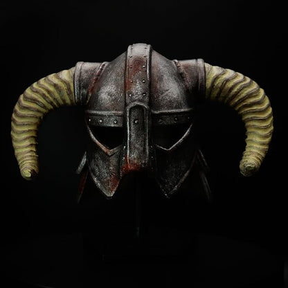 The Elder Scrolls V: Skyrim – Official Dragonborn Helmet Replica