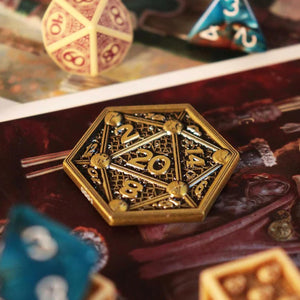 Dungeons & Dragons – Official Class Cards & D20 Flip Coin Set