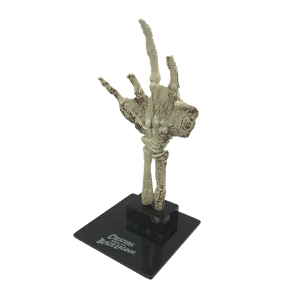 Factory Entertainment The Creature from the Black Lagoon (1954) Fossilised Creature Hand Scaled Prop Replica