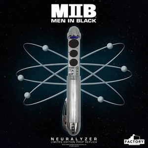 Factory Entertainment Men In Black II Neuralyzer™ Full-Scale Limited Edition Prop Replica