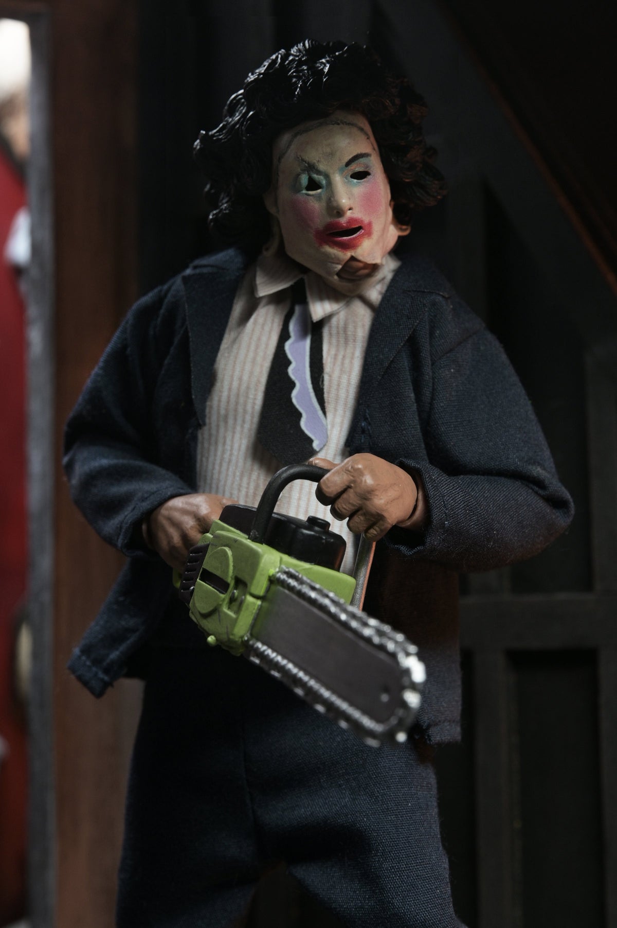 The Texas Chainsaw Massacre – Leatherface with Pretty Woman Mask Clothed Action Figure