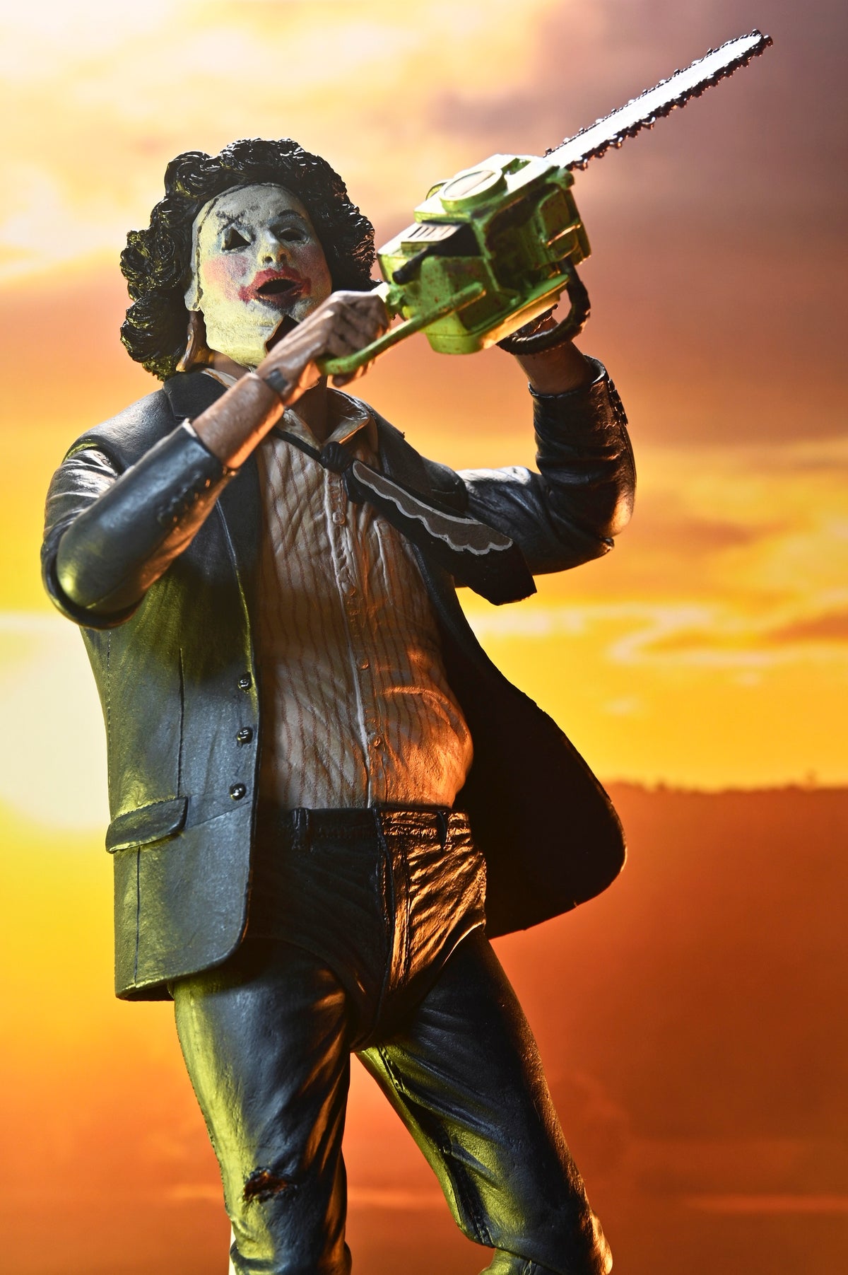 The Texas Chainsaw Massacre – 50th Anniversary Ultimate Pretty Woman Leatherface Action Figure