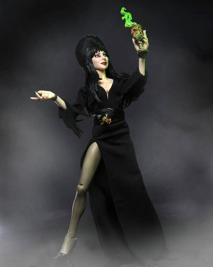 Elvira, Mistress of the Dark – Elvira Clothed Action Figure