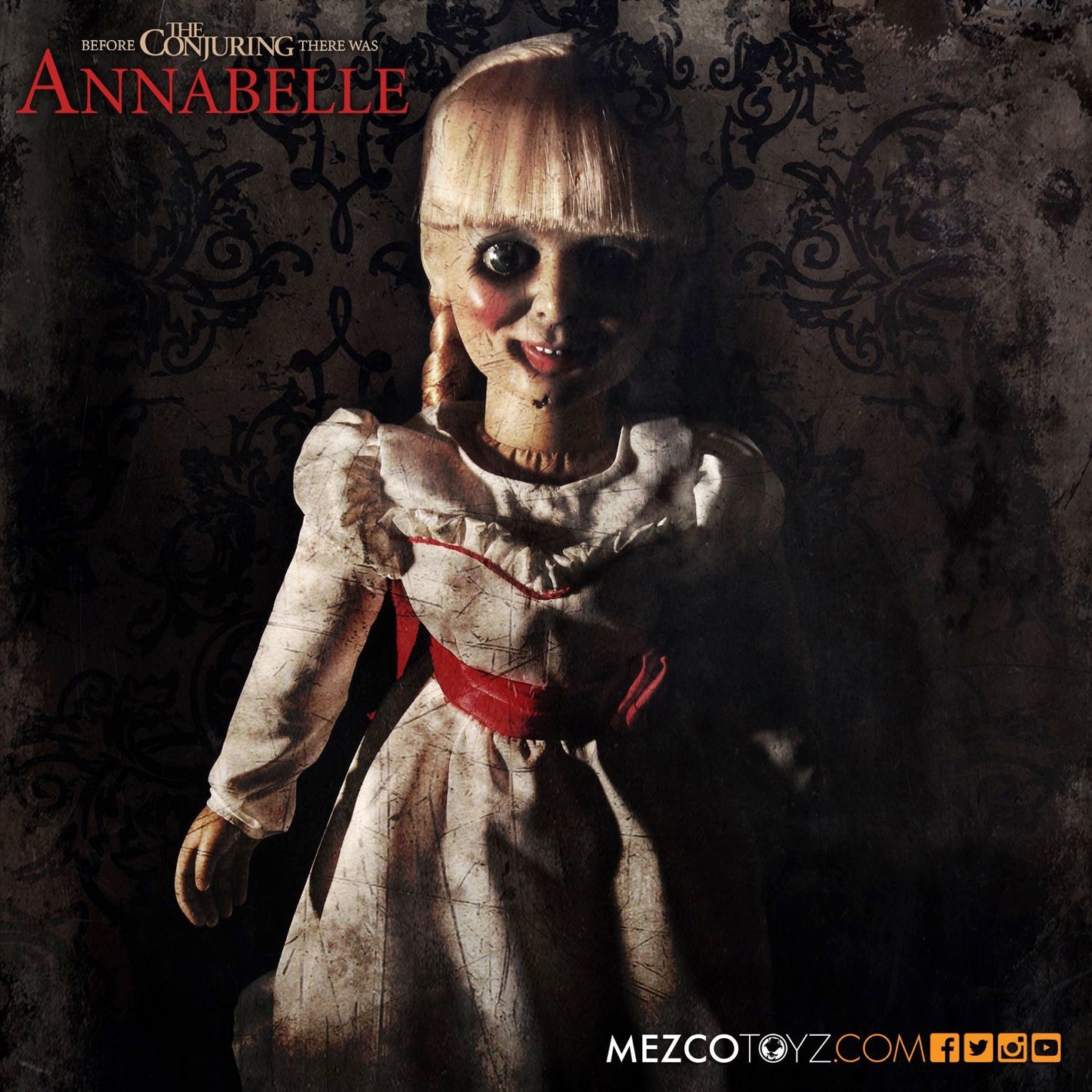 The Conjuring - UK Exclusive Annabelle (18")