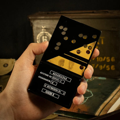 Fallout 76 - Nuclear Keycard Replica Limited Edition