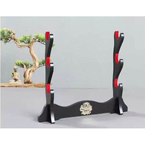 Triple Lion Stand (Velvet Lined)