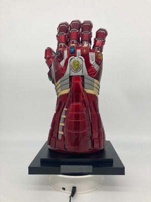 Deluxe Metal Iron Man Infinity Gauntlet