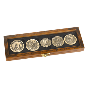 The Hobbit - Smaug's Horde - Dwarven Treasure Presentation Coin Set