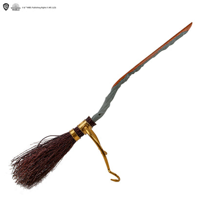 Harry Potter – Firebolt Broom 1:1 Replica | Cinereplicas