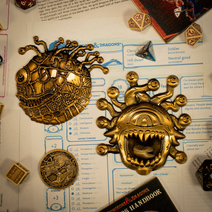 Dungeons & Dragons – Official 50th Anniversary Beholder Twin Medallion Set