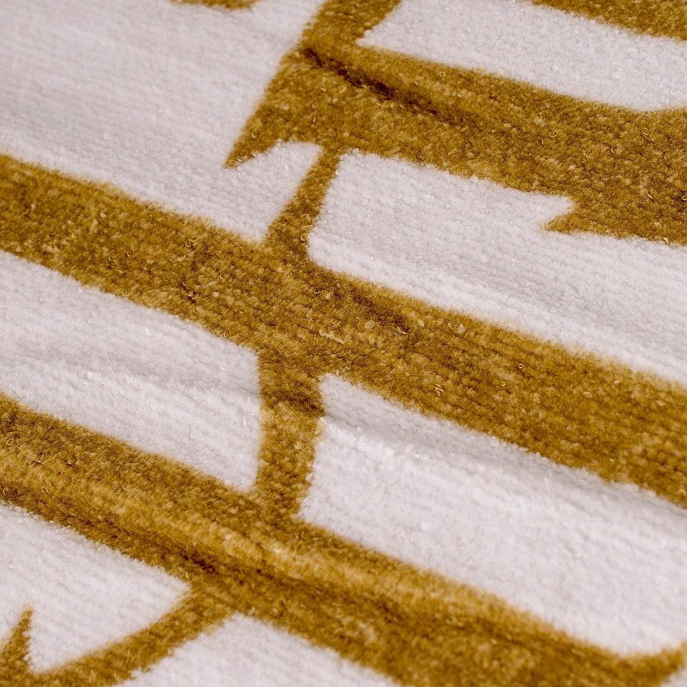 Harry Potter: Golden Snitch Bath/Beach Towel