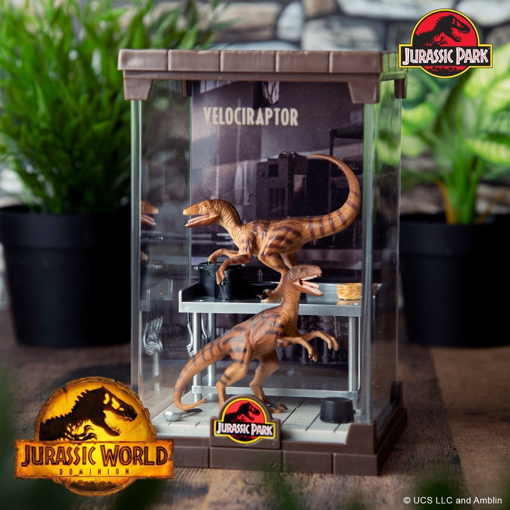 Jurassic Park – Official Velociraptor Diorama