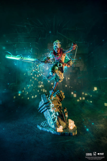 League of Legends – Ekko 1:4 Scale Statue | PureArts