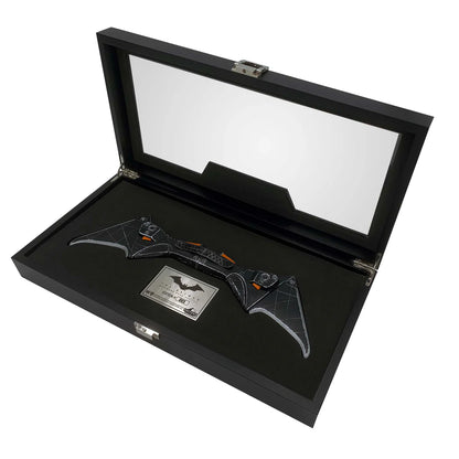Factory Entertainment The Batman Full-Size Batarang™ Limited Edition Prop Replica