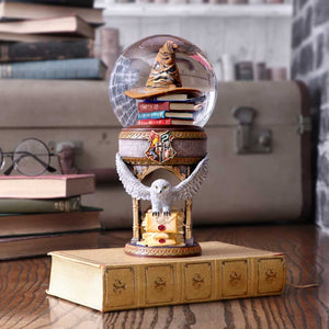 Harry Potter - Official First Day at Hogwarts Snow Globe