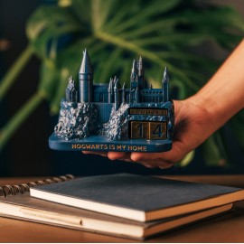 Harry Potter - Officially Licensed Hogwarts 3D Perpetual Calendar