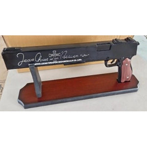 Hellsing - Arms "Jackal Anti-Freak Combat Pistol (Display Resin)