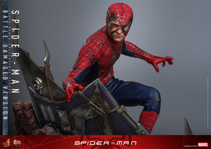 Marvel - Spider-Man (Battle Damaged Version) 1:6 Scale Figure by Hot Toys