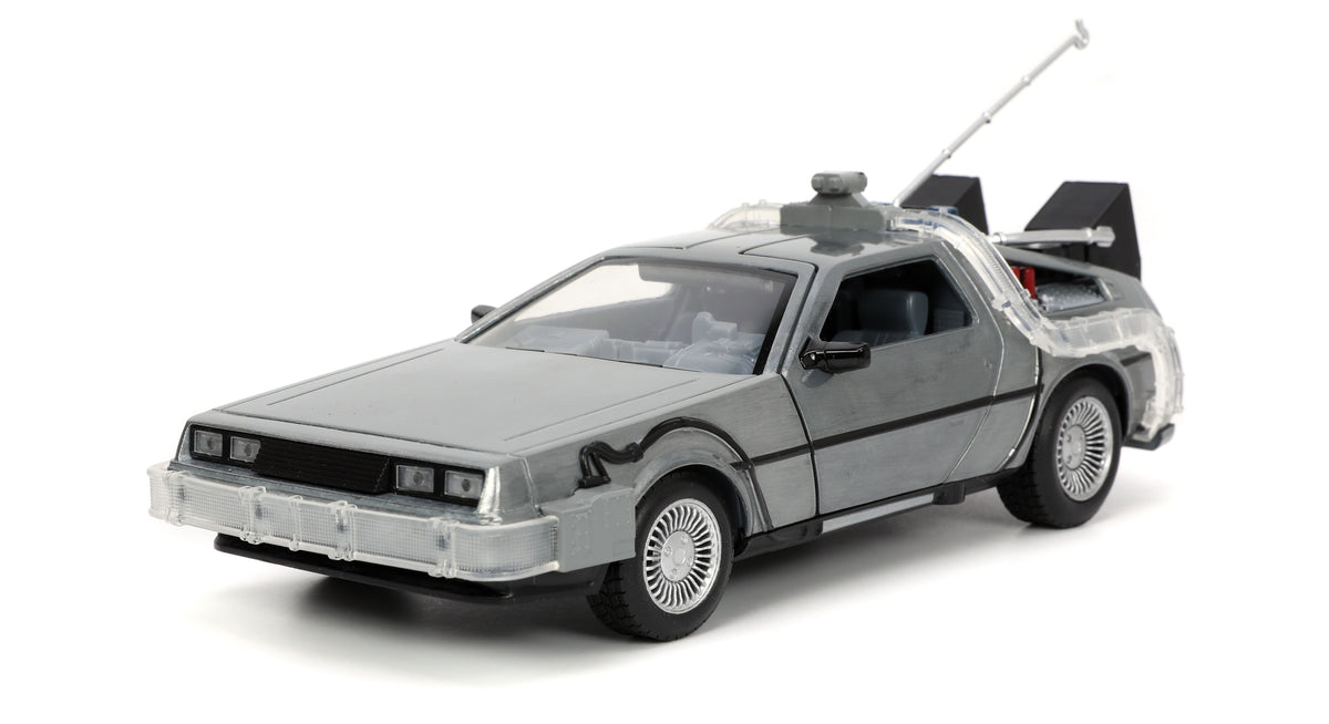 Back to the Future Part 1 – 1:24 DeLorean Time Machine with Hook