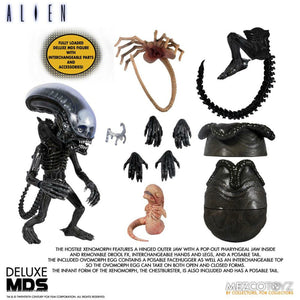 Alien - Mezco Designer Series Deluxe Xenomorph