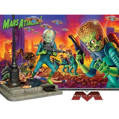 Mars Attacks! – 50th Anniversary Martian Warrior 1:8 Model Kit
