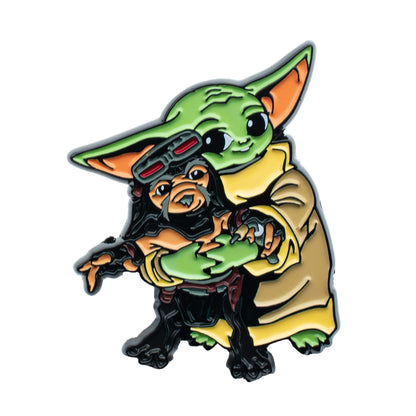 Star Wars – Grogu Hugging Babu Frik Pin