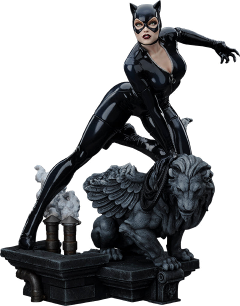 Catwoman 1:6 Scale Maquette by Tweeterhead