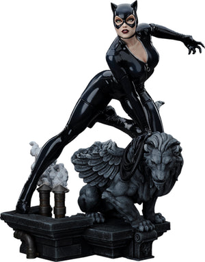 Catwoman 1:6 Scale Maquette by Tweeterhead