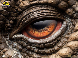 Jurassic Park – Triceratops Eye Prop Reproduction | Elite Creature Collectibles