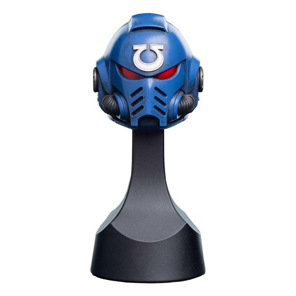 Warhammer 40,000 - Ultramarines Helm Replica | Weta Workshop
